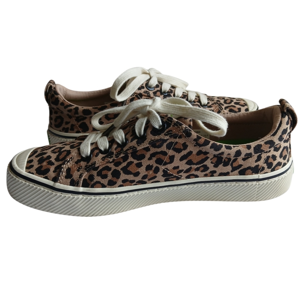 Cariuma Leopard Print Canvas Sneakers - Picture 3 of 5